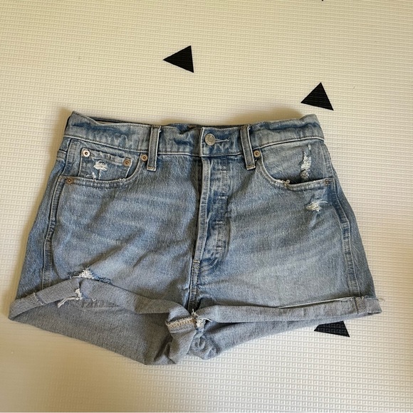 GAP Cheeky High Rise Short - Picture 2 of 6